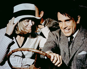 Faye Dunaway and Warren Beatty in <i>Bonnie and Clyde</i>, 1967. Everett Collection 