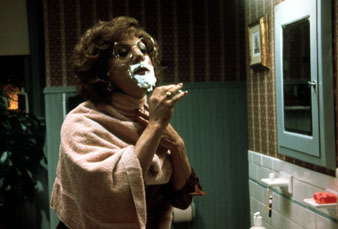 Dustin Hoffman in <i>Tootsie</i>, 1982. Everett Collection 