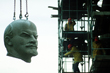 Lenin statue dismantled in Berlin, 1991