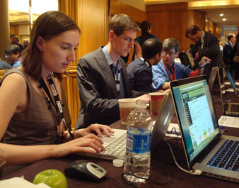 Jewcy.com bloggers monitor a J Street Twitter feed. Britt Harwood 